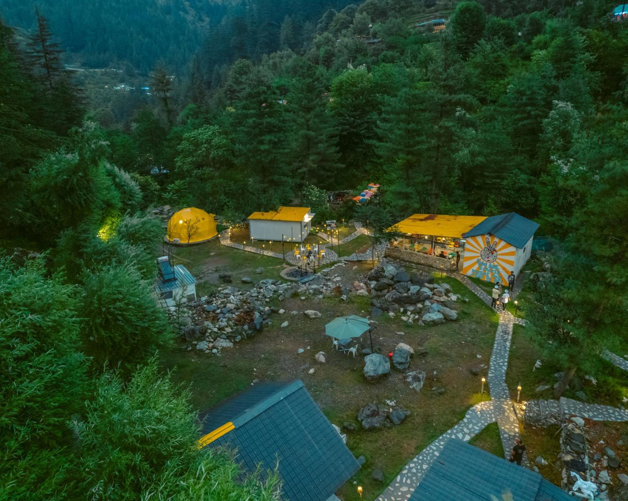 Whoopers Boutique Resort Jibhi Exteriér fotografie